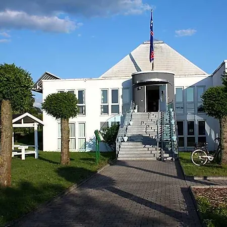 Hotel Ak 1 3*