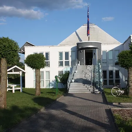 Ak 1 Hotel Ducherow